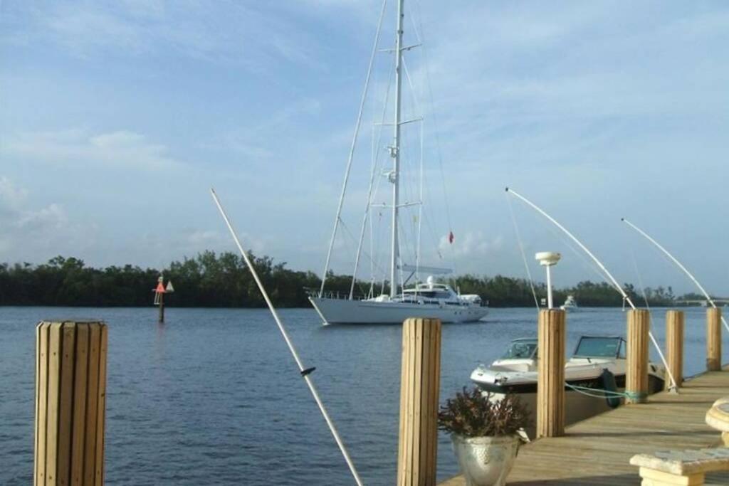 Steps From The Beach Right On The Waterfront Apartment ฮอลลีวูด ภายนอก รูปภาพ